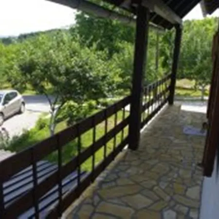 Apartment Goran Poljanak Exterior photo